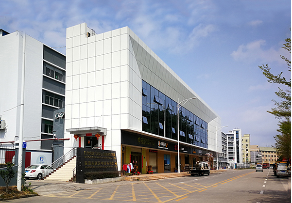 闵行住宅公寓幕墙修缮